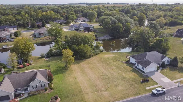 $39,900 | 2812 Scenic Lake Drive, New Athens, IL 62264