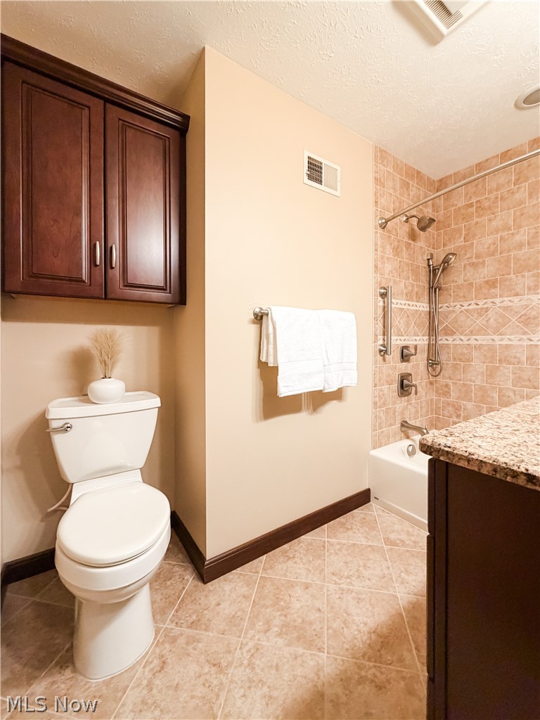87 Cummins Street Washington, WV 26181 - Photo 26 of 45 Full bathroom