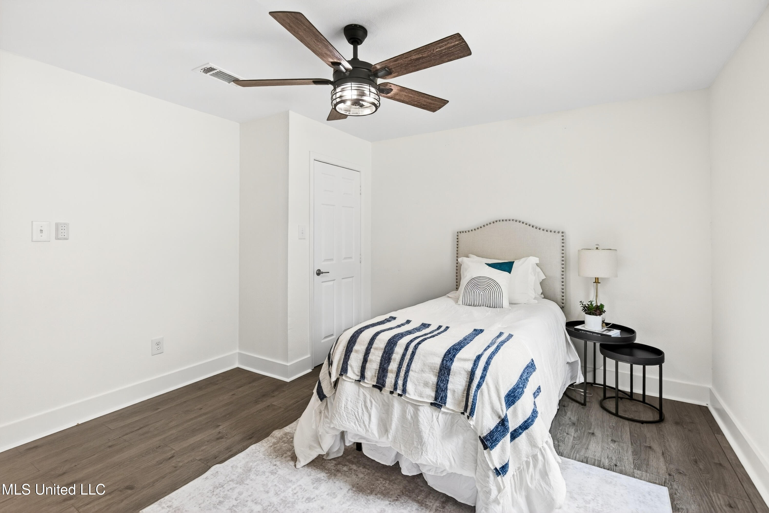 5308 Center Street Ocean Springs, MS 39564 - Photo 19 of 35 5308CenterSt.-26