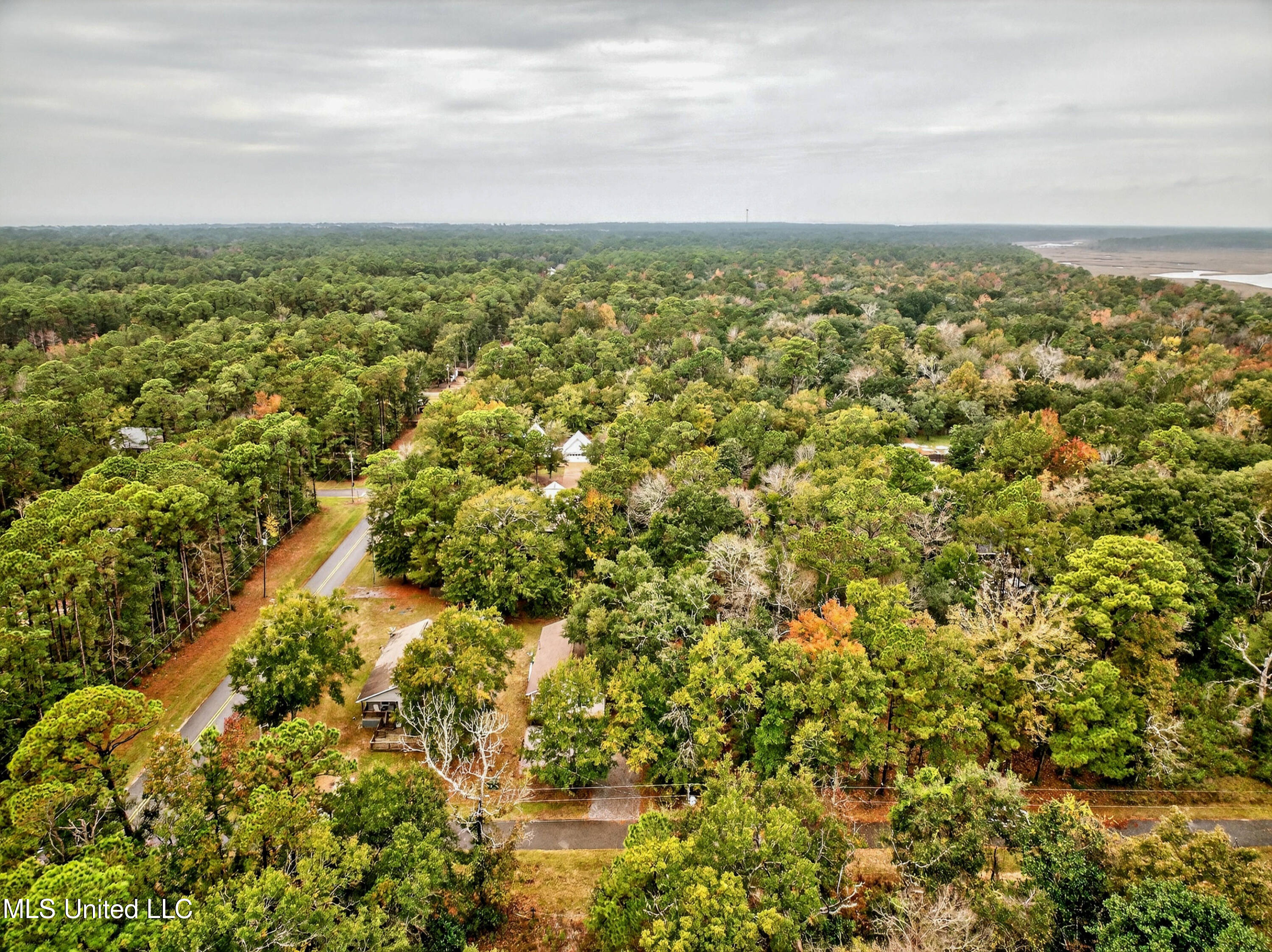 5308 Center Street Ocean Springs, MS 39564 - Photo 31 of 35 5308CenterSt.-35