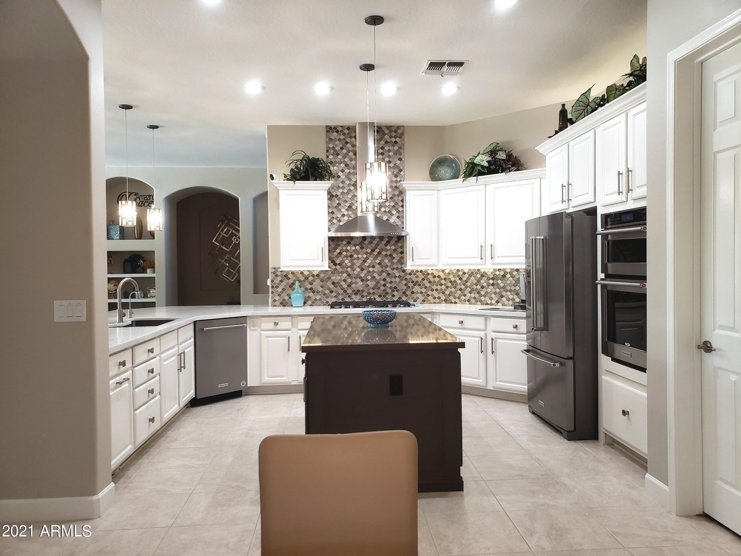 13305 West Coronado Road Goodyear, AZ 85395 - Photo 17 of 59 42109 B