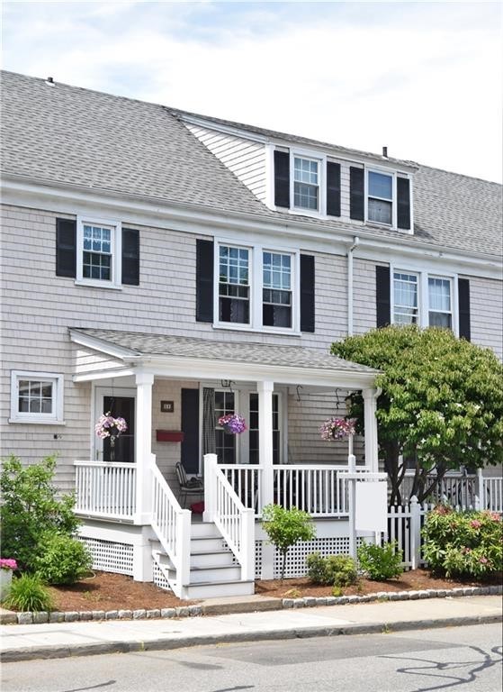 88 Kay Street Newport, RI 02840 - Photo 2 of 35