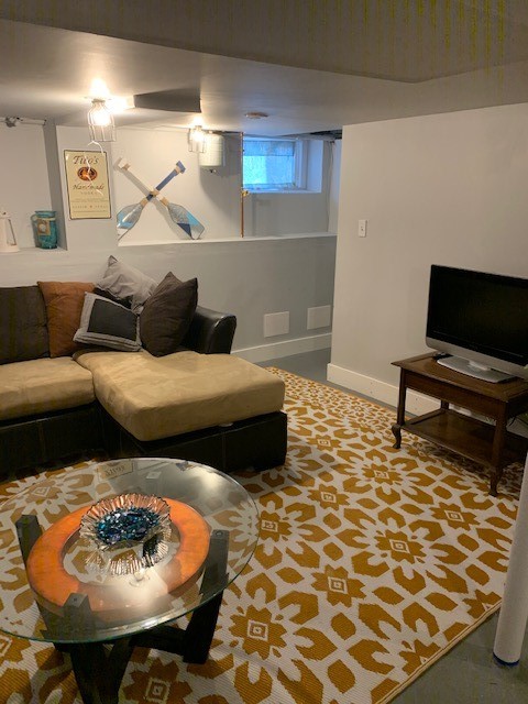 88 Kay Street Newport, RI 02840 - Photo 26 of 35