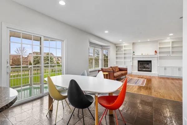 $669,000 | 1805 Mullikin Drive, Champaign, IL 61822