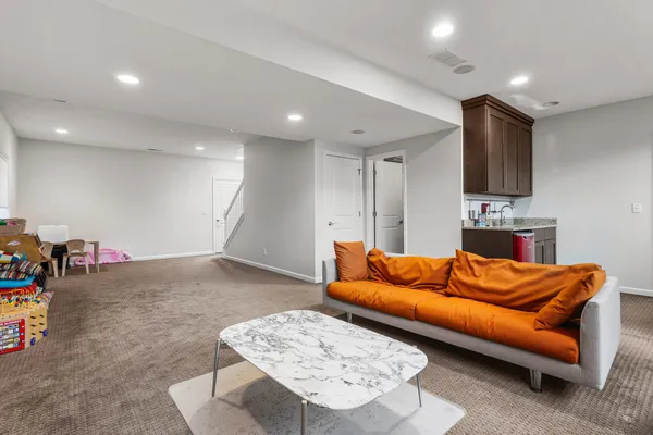 $669,000 | 1805 Mullikin Drive, Champaign, IL 61822