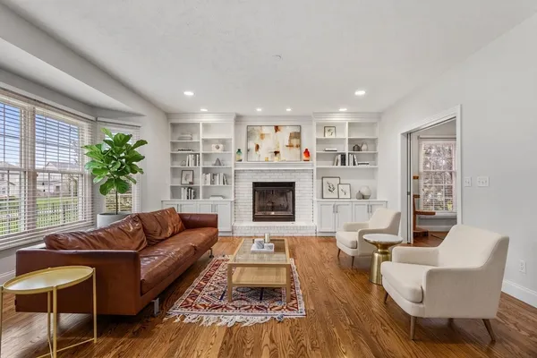 $669,000 | 1805 Mullikin Drive, Champaign, IL 61822