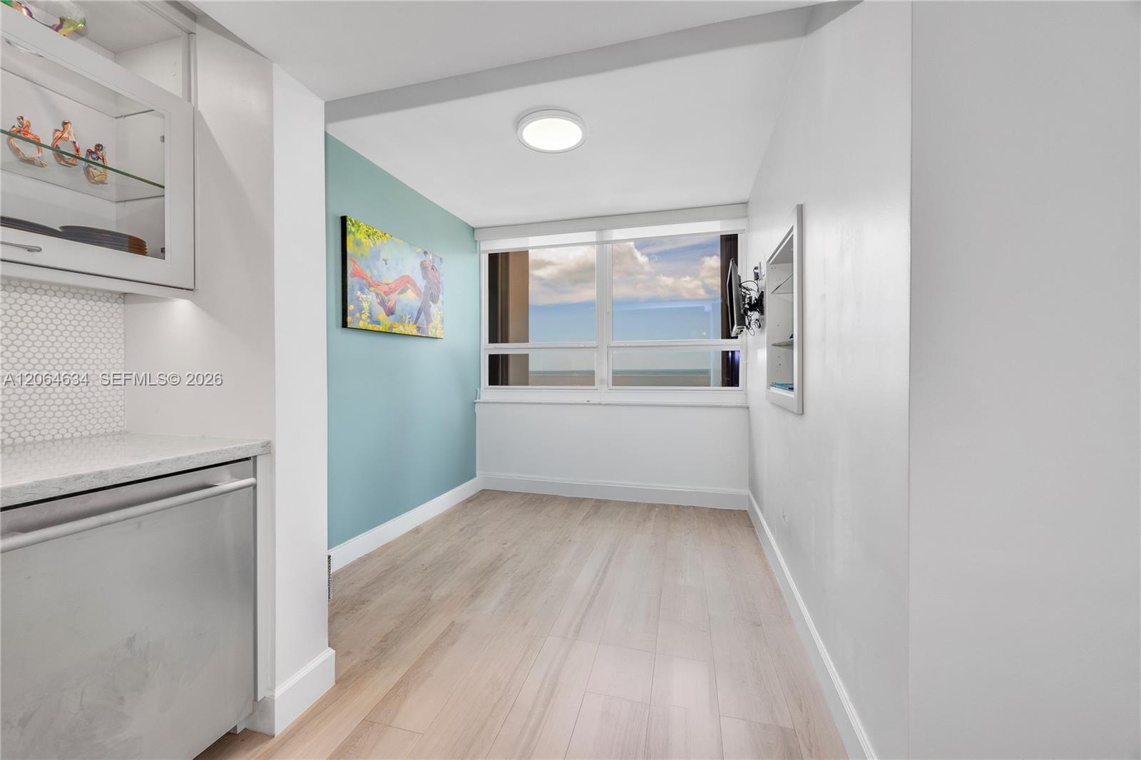 3 Grove Isle Drive, Unit C1402 Miami, FL 33133 - Photo 15 of 31 Gallery Image 15
