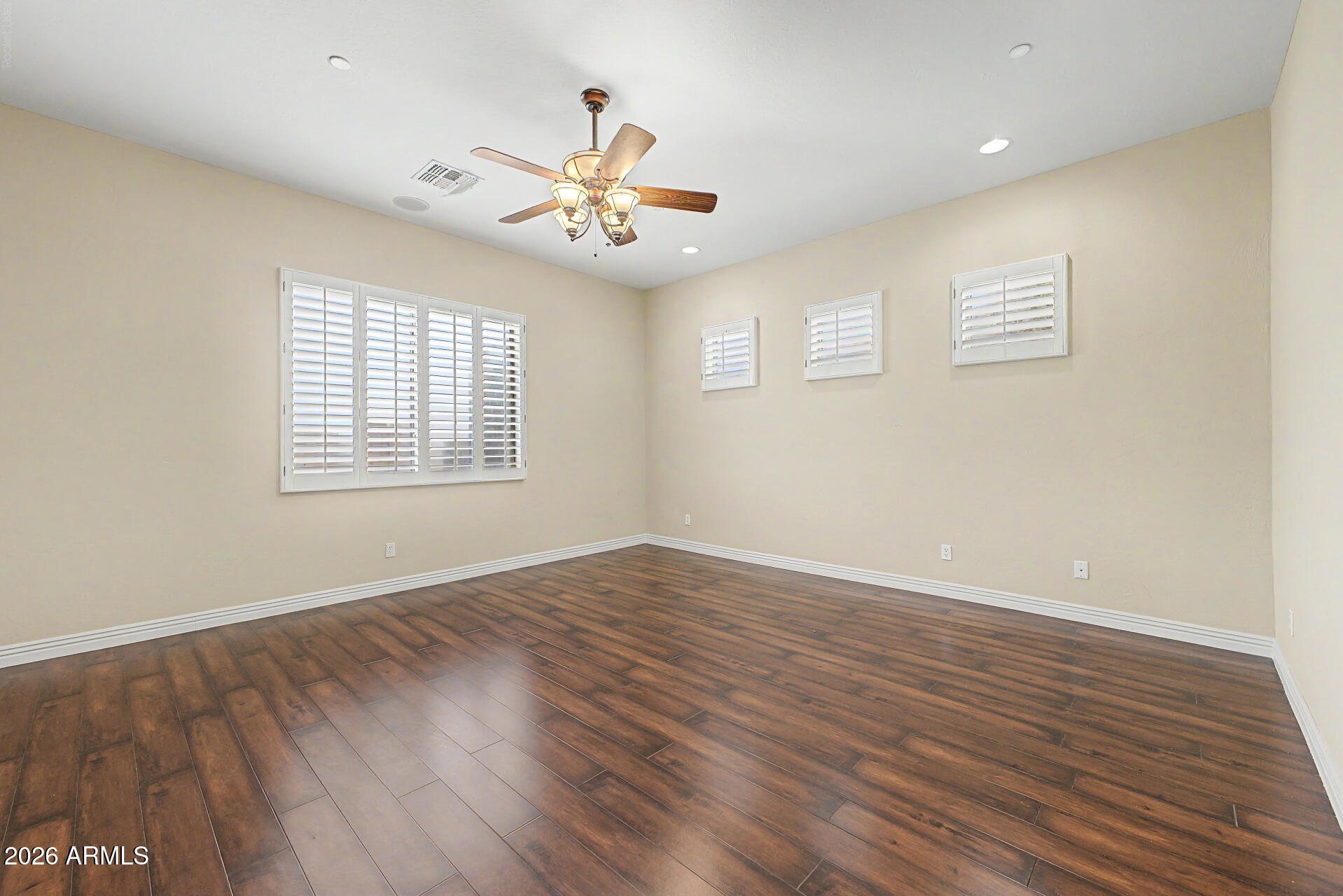 2335 West Maya Way Phoenix, AZ 85085 - Photo 16 of 52 17 - Maya