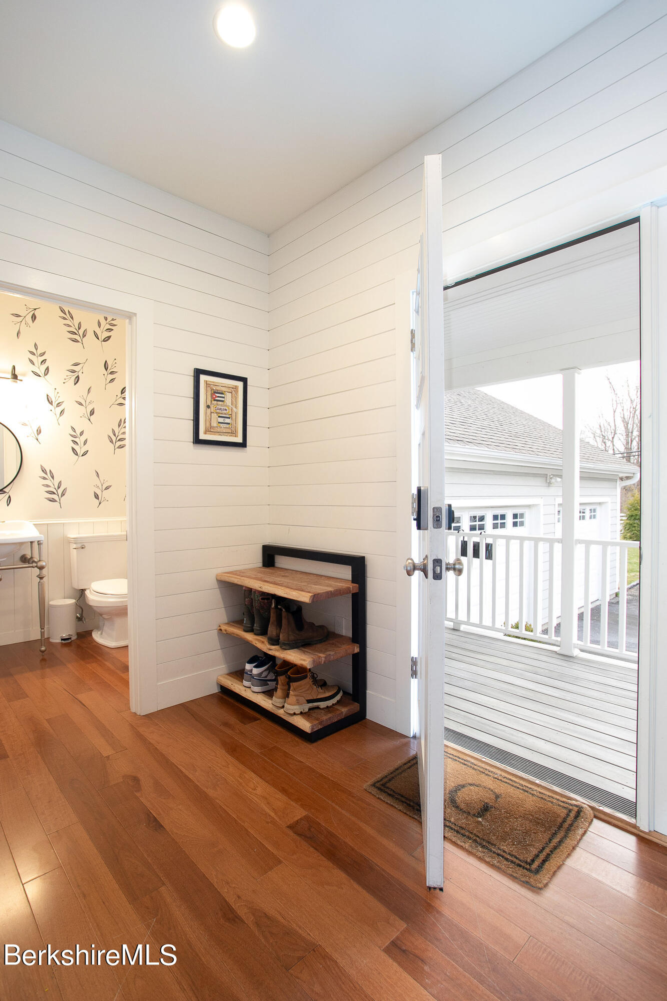 205 Main Road Monterey, MA 01245 - Photo 5 of 39 Foyer