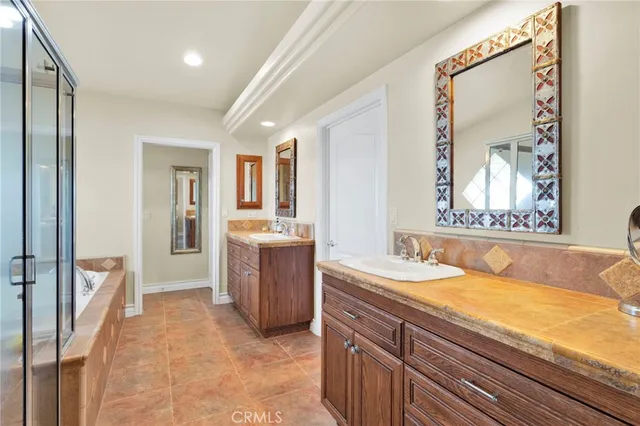 $719,000 | 17790 Cresta Blanca Lane, Victorville, CA 92395