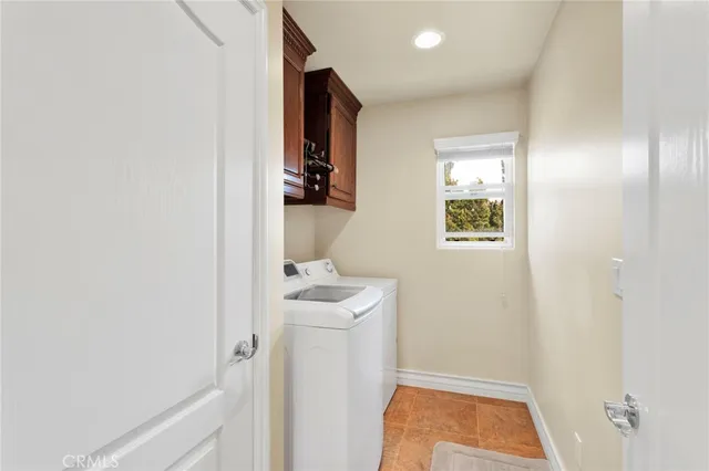 $719,000 | 17790 Cresta Blanca Lane, Victorville, CA 92395