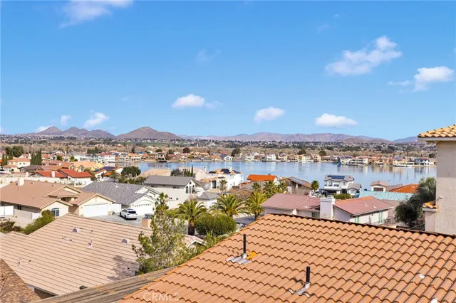 $719,000 | 17790 Cresta Blanca Lane, Victorville, CA 92395