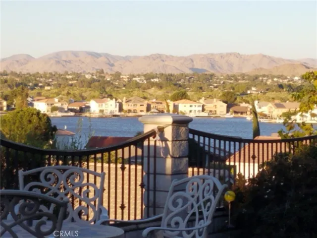 $719,000 | 17790 Cresta Blanca Lane, Victorville, CA 92395