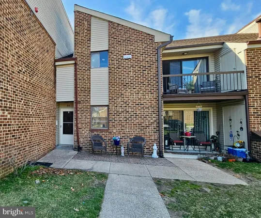 $165,000 | 1475 Mt Holly Road, Unit B5, Beverly, NJ 08010
