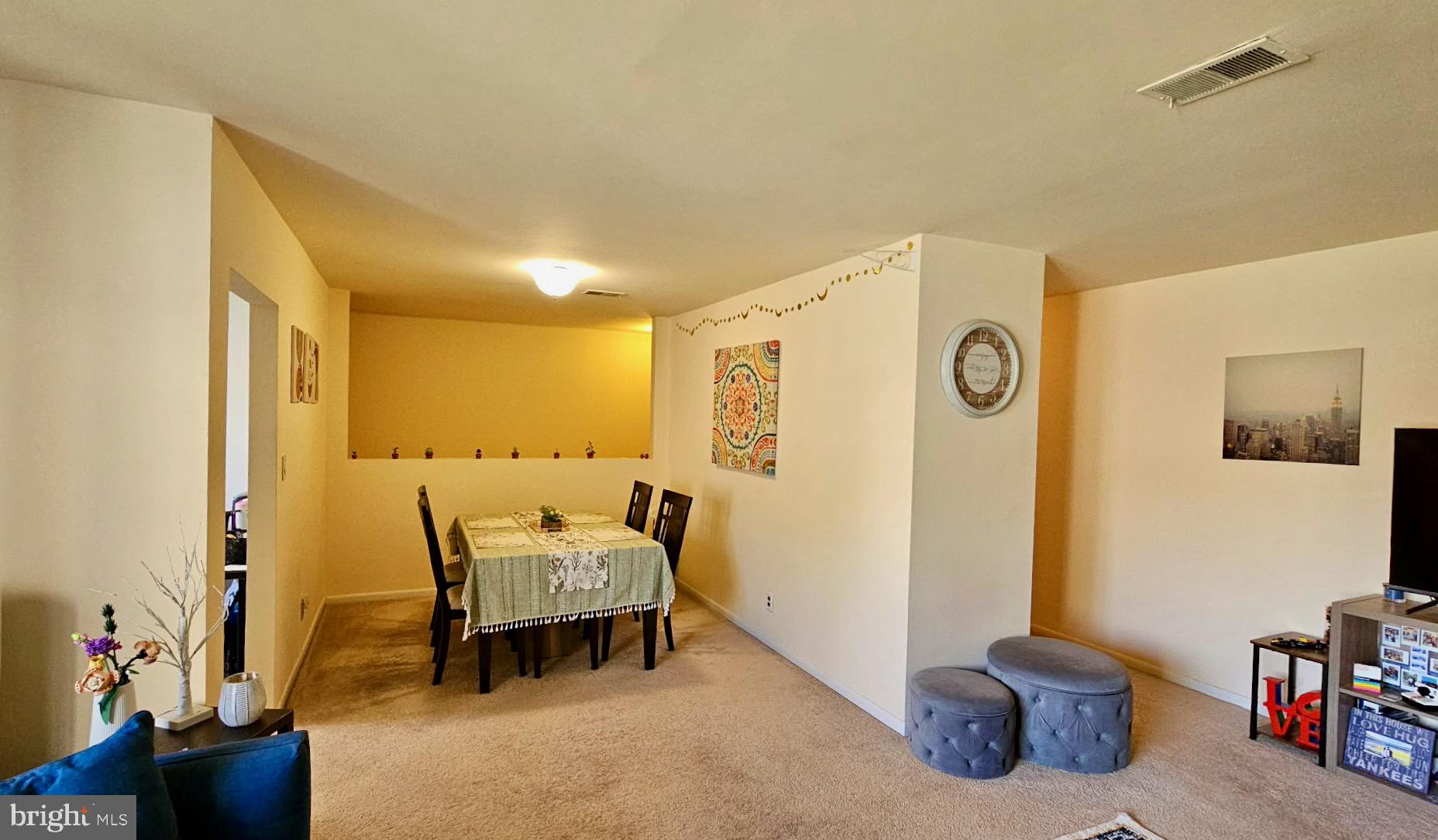 1475 Mt Holly Road, Unit B5 Beverly, NJ 08010 - Photo 5 of 23 Dining Area off Kitchen