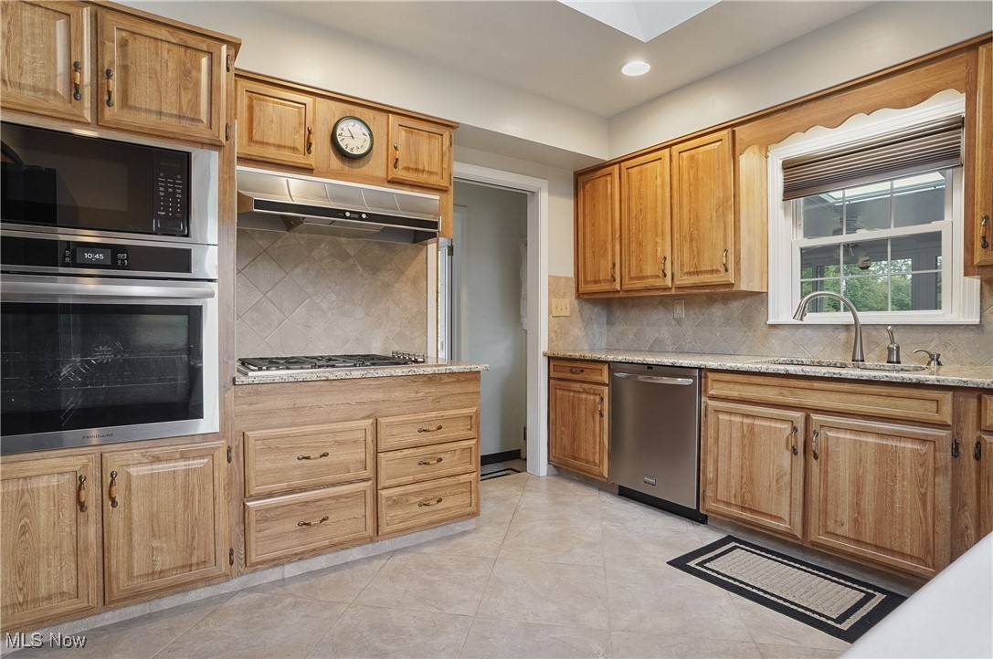 667 North Road Southeast Warren, OH 44484 - Photo 10 of 50 Gallery Image 10