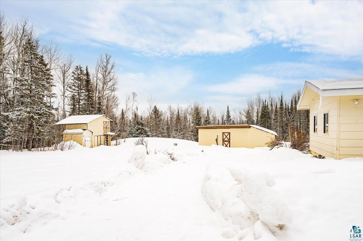 656 Stanley Road Two Harbors, MN 55616 - Photo 5 of 37