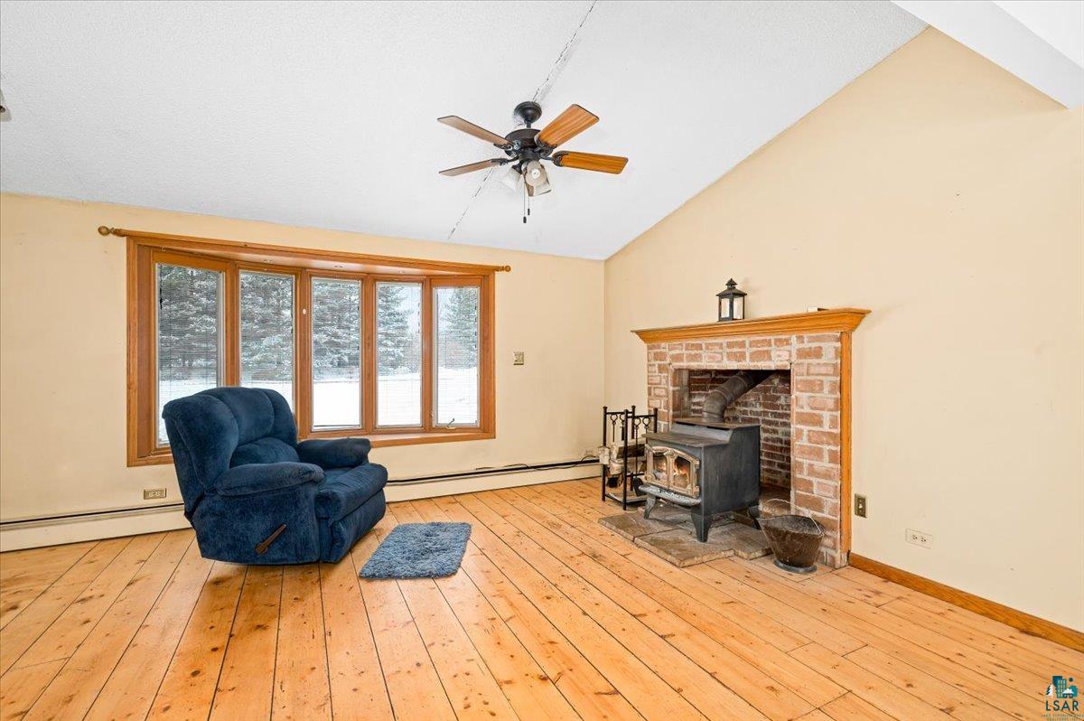 656 Stanley Road Two Harbors, MN 55616 - Photo 7 of 37