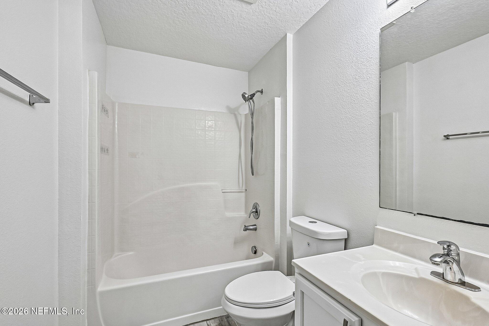 10543 Autumn Trace Road Jacksonville, FL 32257 - Photo 30 of 45 Master Bathroom