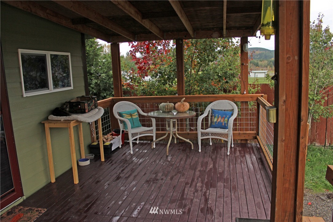 396 Independence Road Southwest Rochester, WA 98579 - Photo 6 of 25 Gallery Image 6