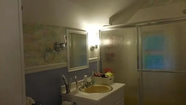 $1,900 | 46 Chestnut Street, East Longmeadow, MA 01028