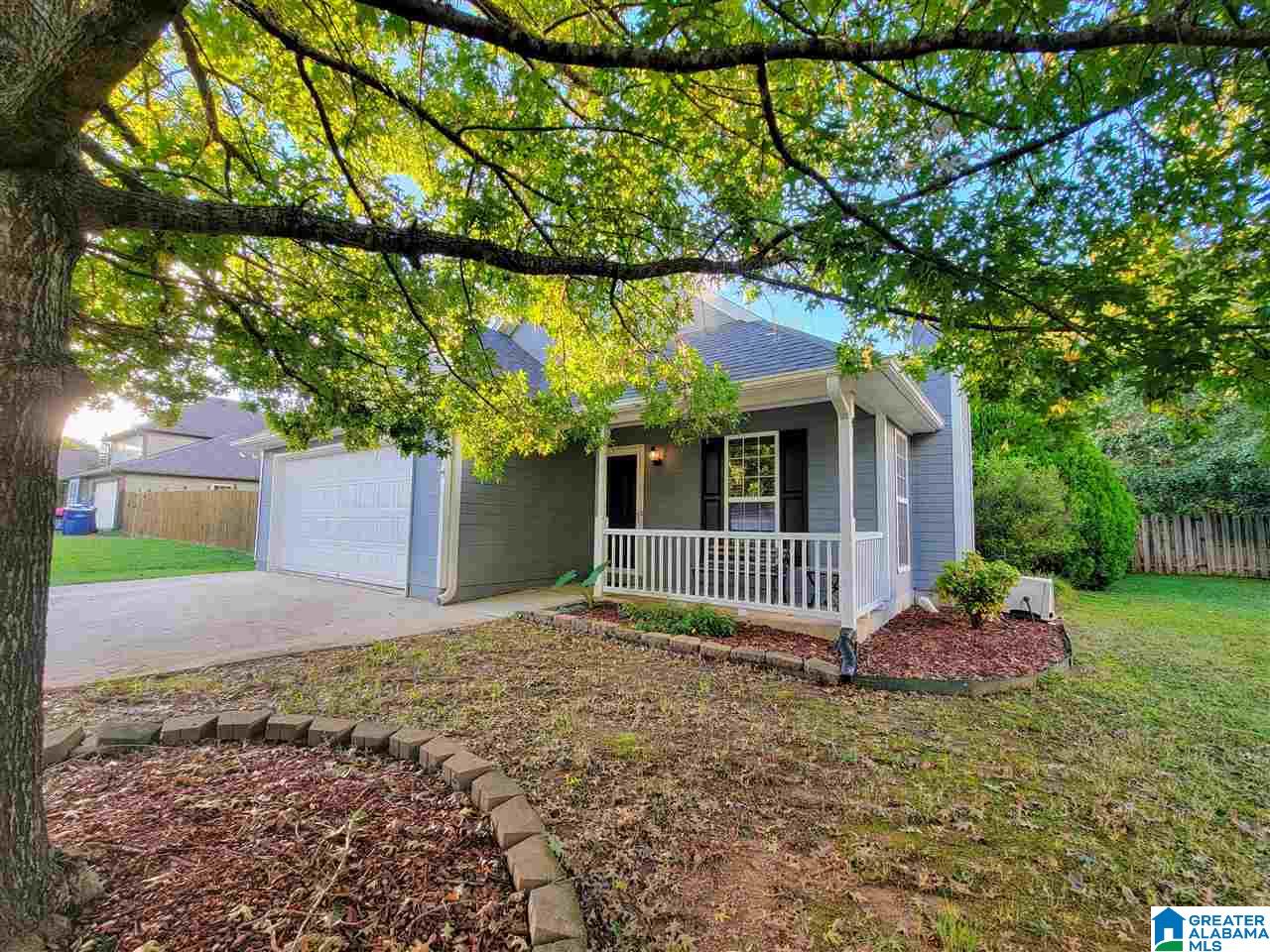 157 Pebble Lane Alabaster, AL 35007 - Photo 2 of 24