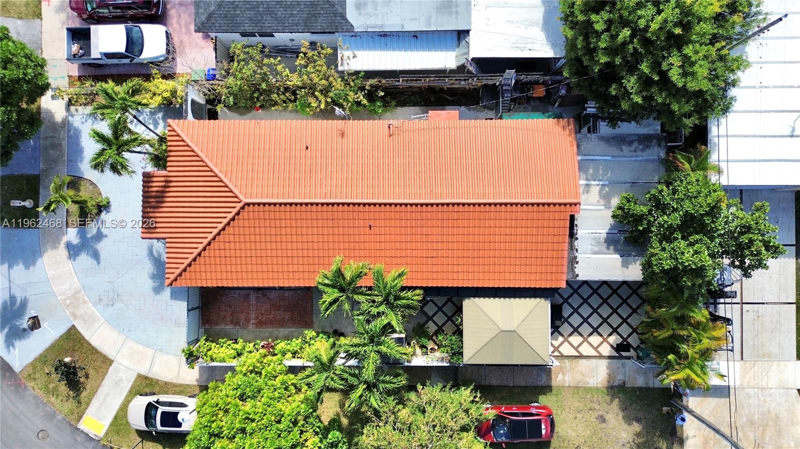 300 Southwest 71st Avenue Miami, FL 33144 - Photo 17 of 17