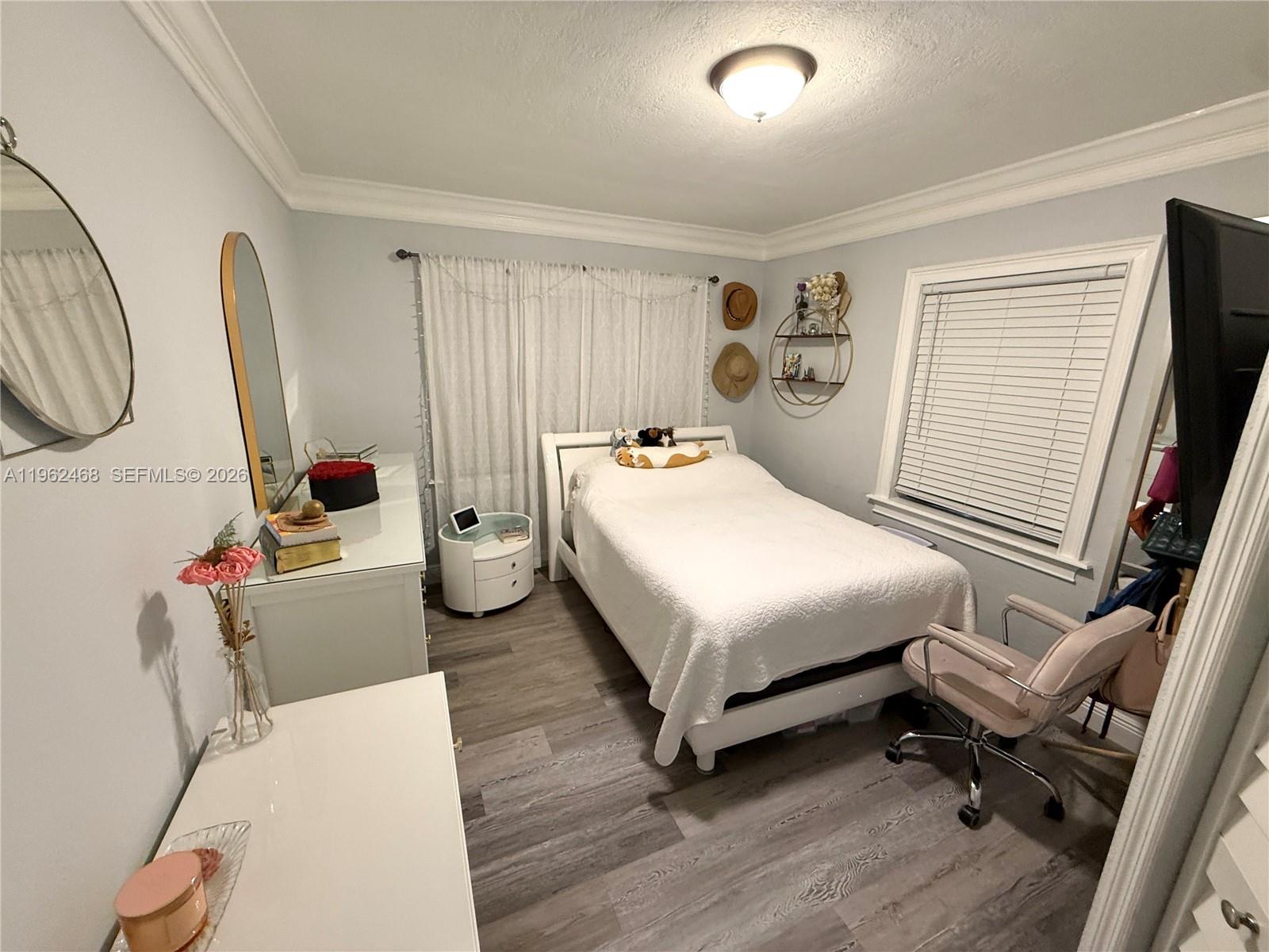 300 Southwest 71st Avenue Miami, FL 33144 - Photo 9 of 17