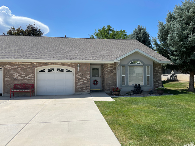 1162 East 330 North Payson, UT 84651 - Photo 1 of 41