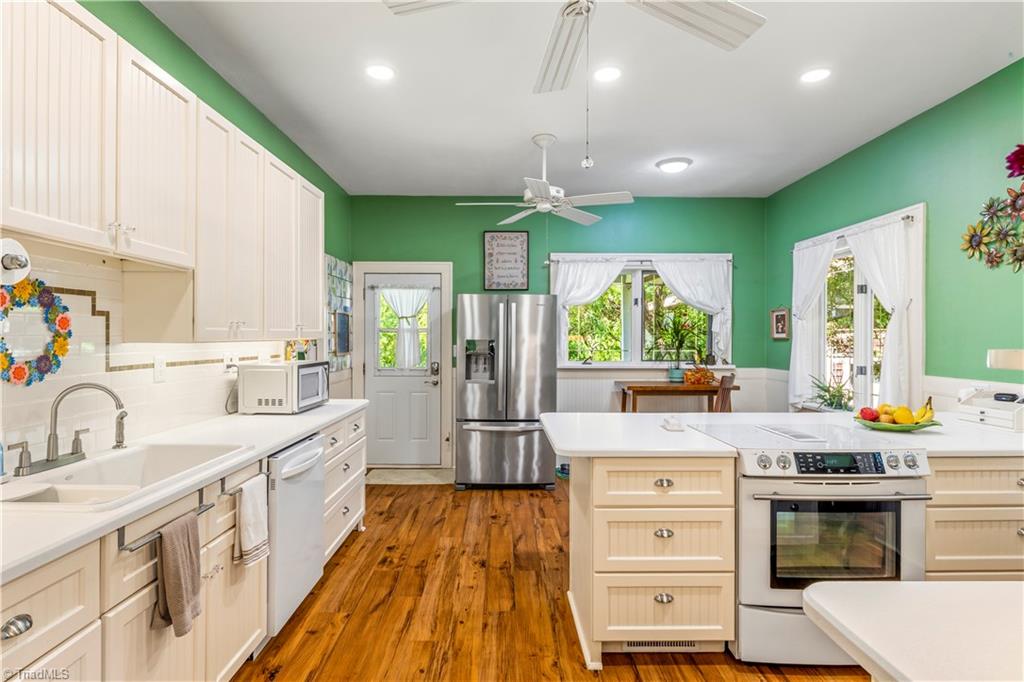 637 Stokesburg Road Walnut Cove, NC 27052 - Photo 17 of 41
