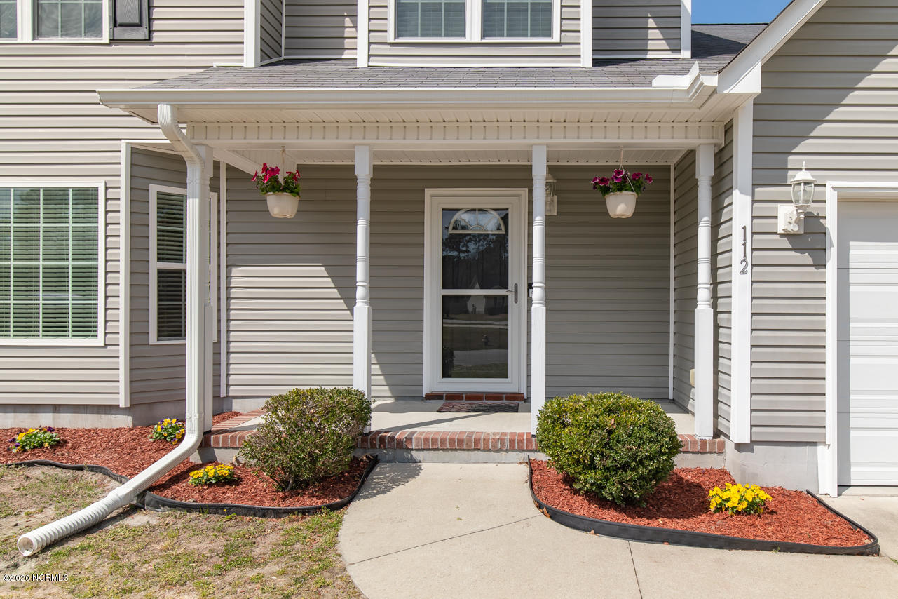 112 Saint Road Richlands, NC 28574 - Photo 4 of 42 4