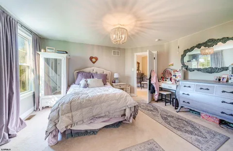 $865,000 | 19 Queen Anne Court, Ocean View, NJ 08230