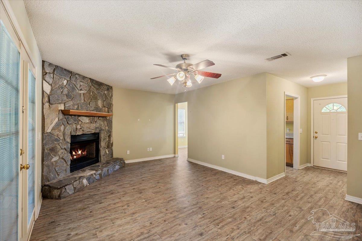 680 Jacks Branch Road Cantonment, FL 32533 - Photo 4 of 22