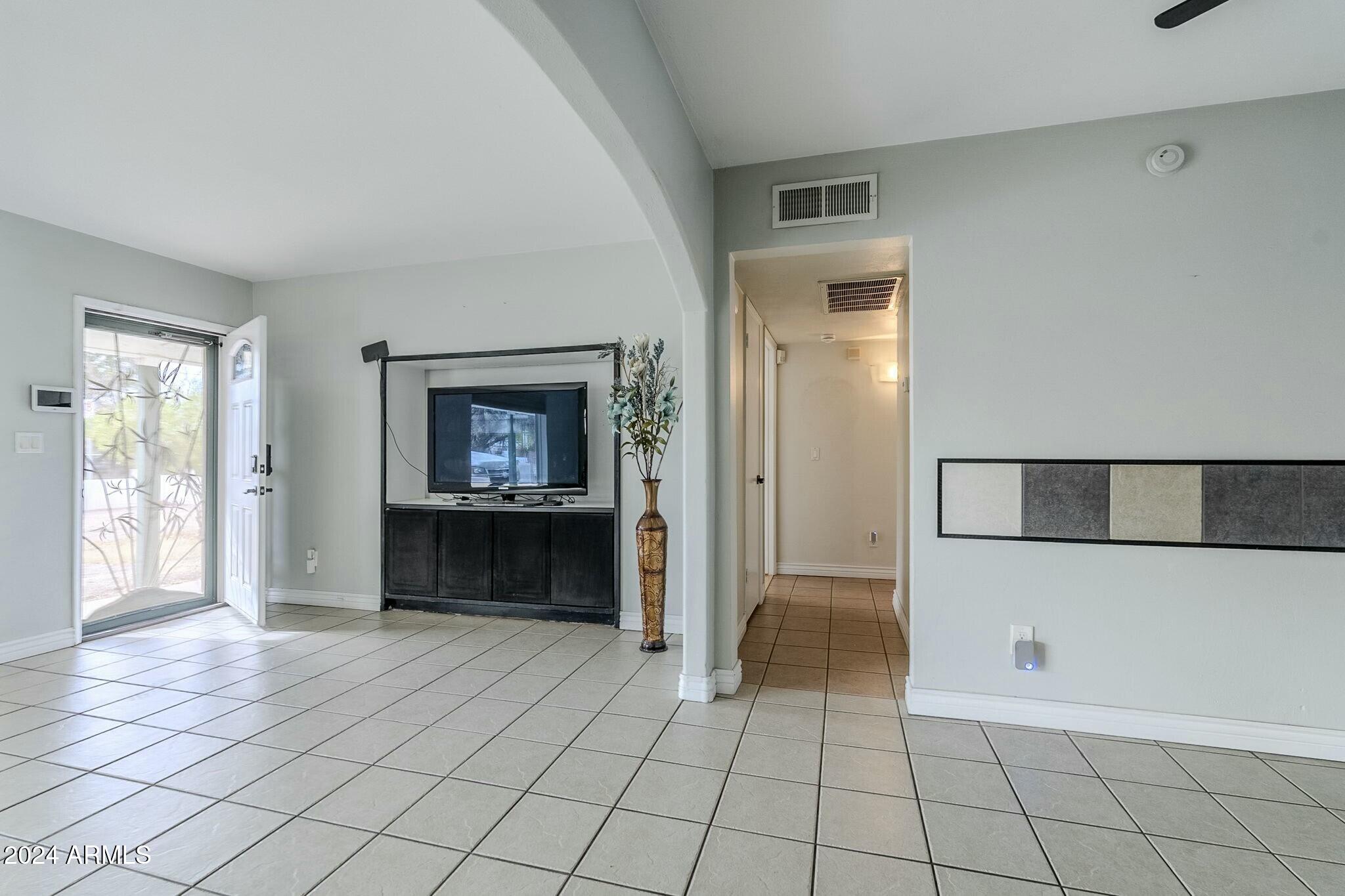 2124 East Osborn Road Phoenix, AZ 85016 - Photo 12 of 38 tempImageskAlnC