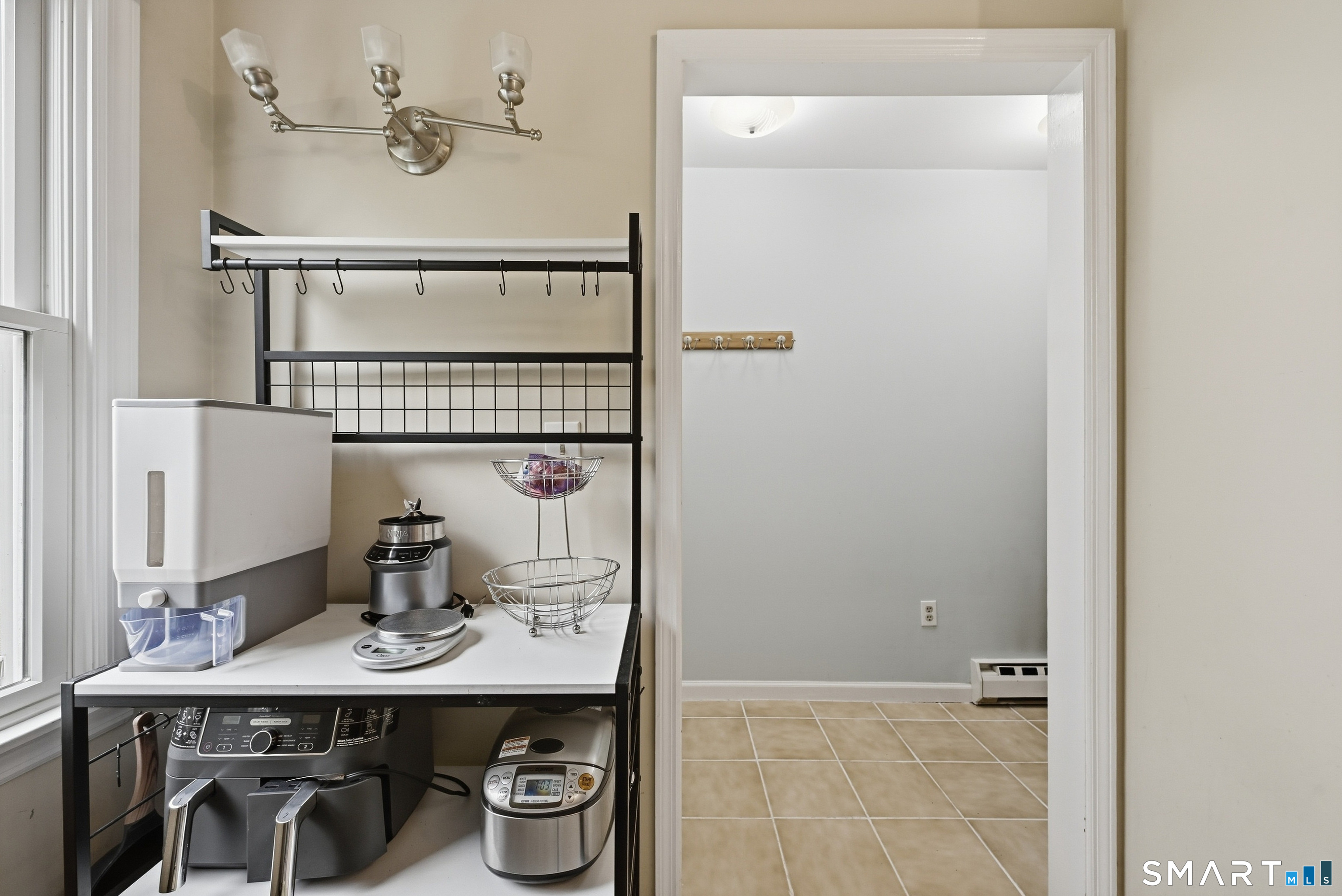 55 Mill Plain Road, Unit 321 Danbury, CT 06811 - Photo 5 of 33 Gallery Image 5