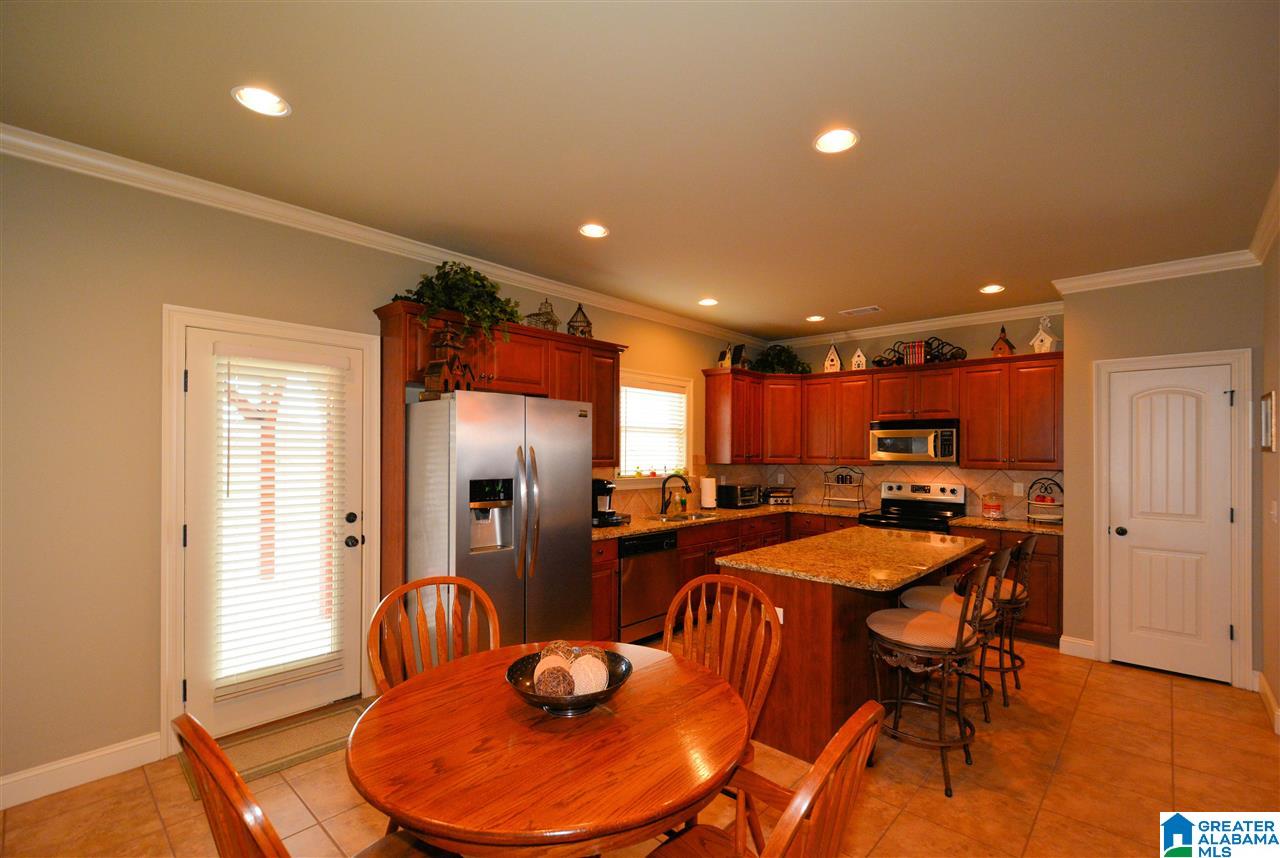 467 Heathersage Road Alabaster, AL 35114 - Photo 14 of 33