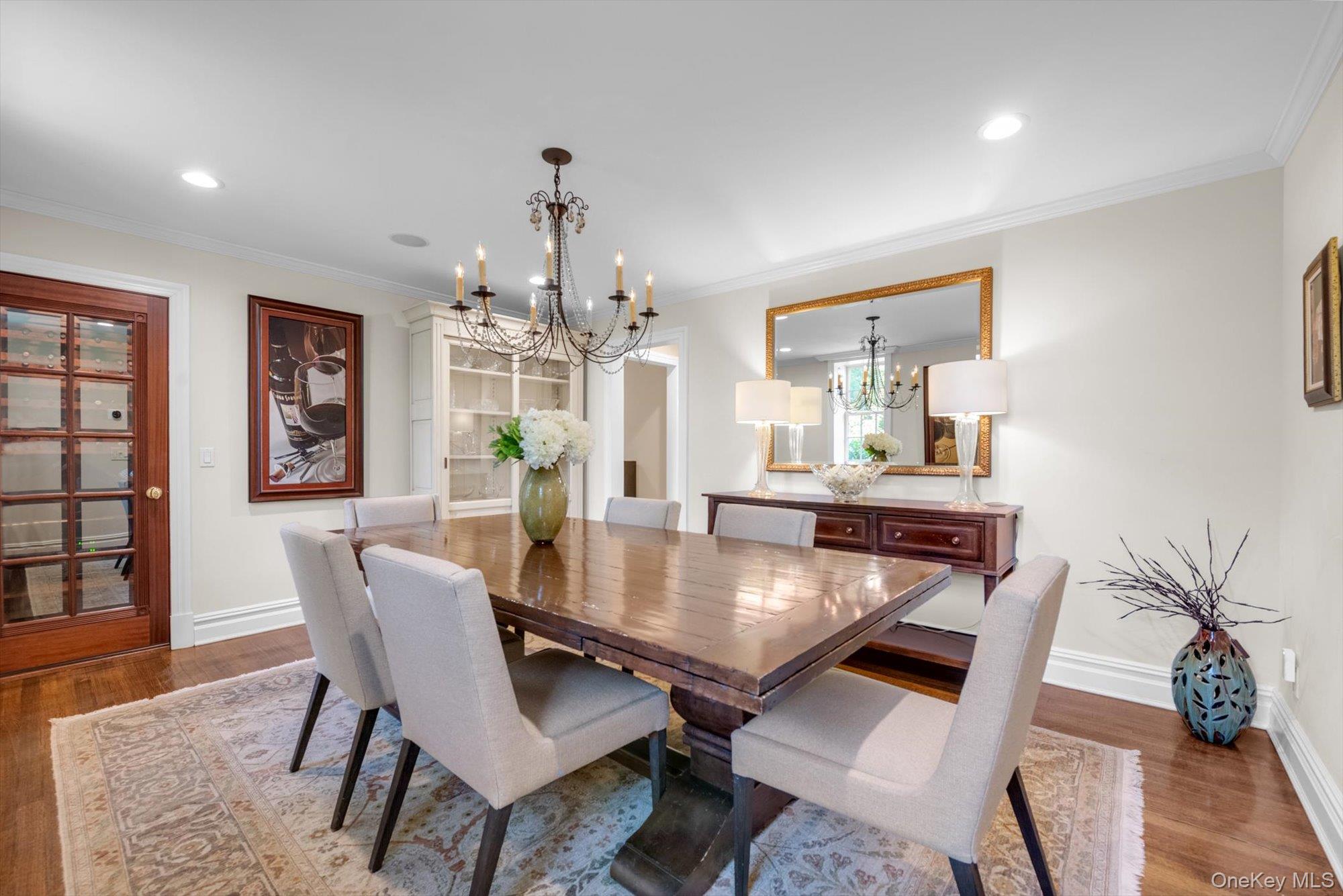 74 Litchfield Road Port Washington, NY 11050 - Photo 6 of 48
