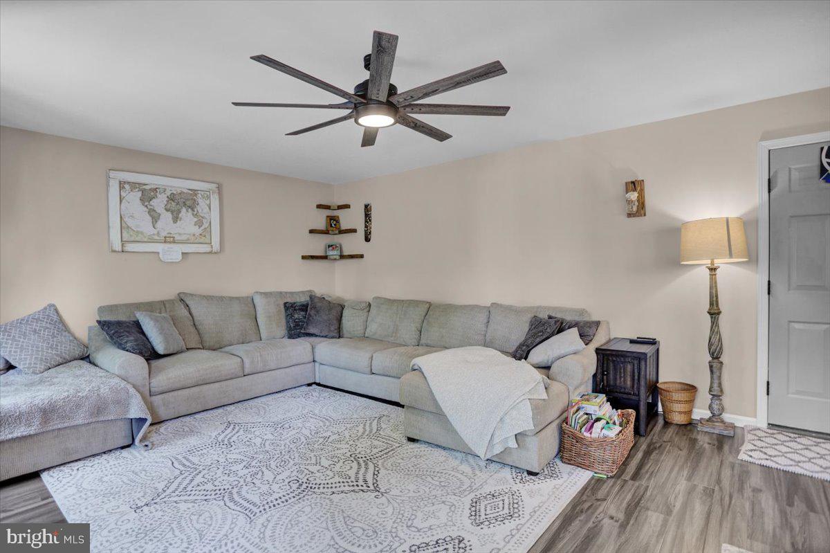 304 Longview Drive Reading, PA 19608 - Photo 15 of 38