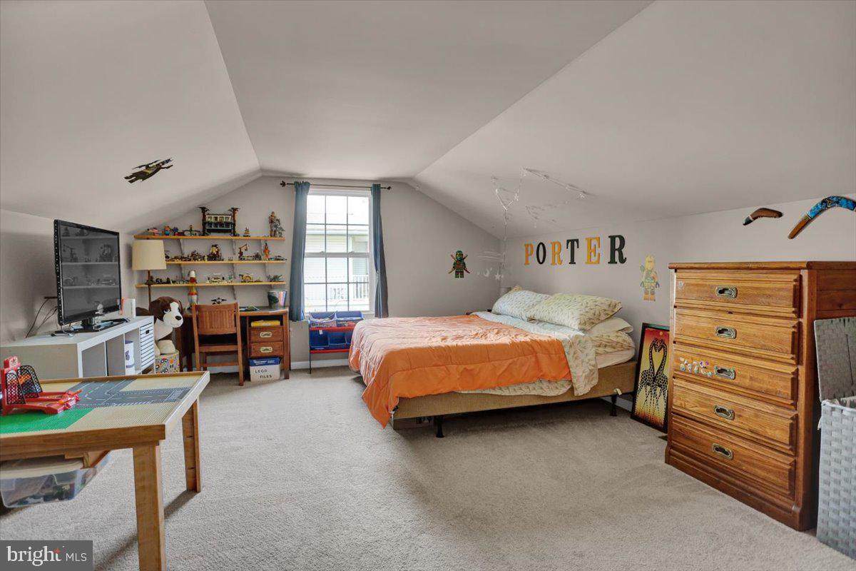 304 Longview Drive Reading, PA 19608 - Photo 29 of 38