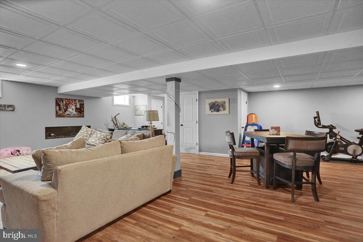 304 Longview Drive Reading, PA 19608 - Photo 31 of 38