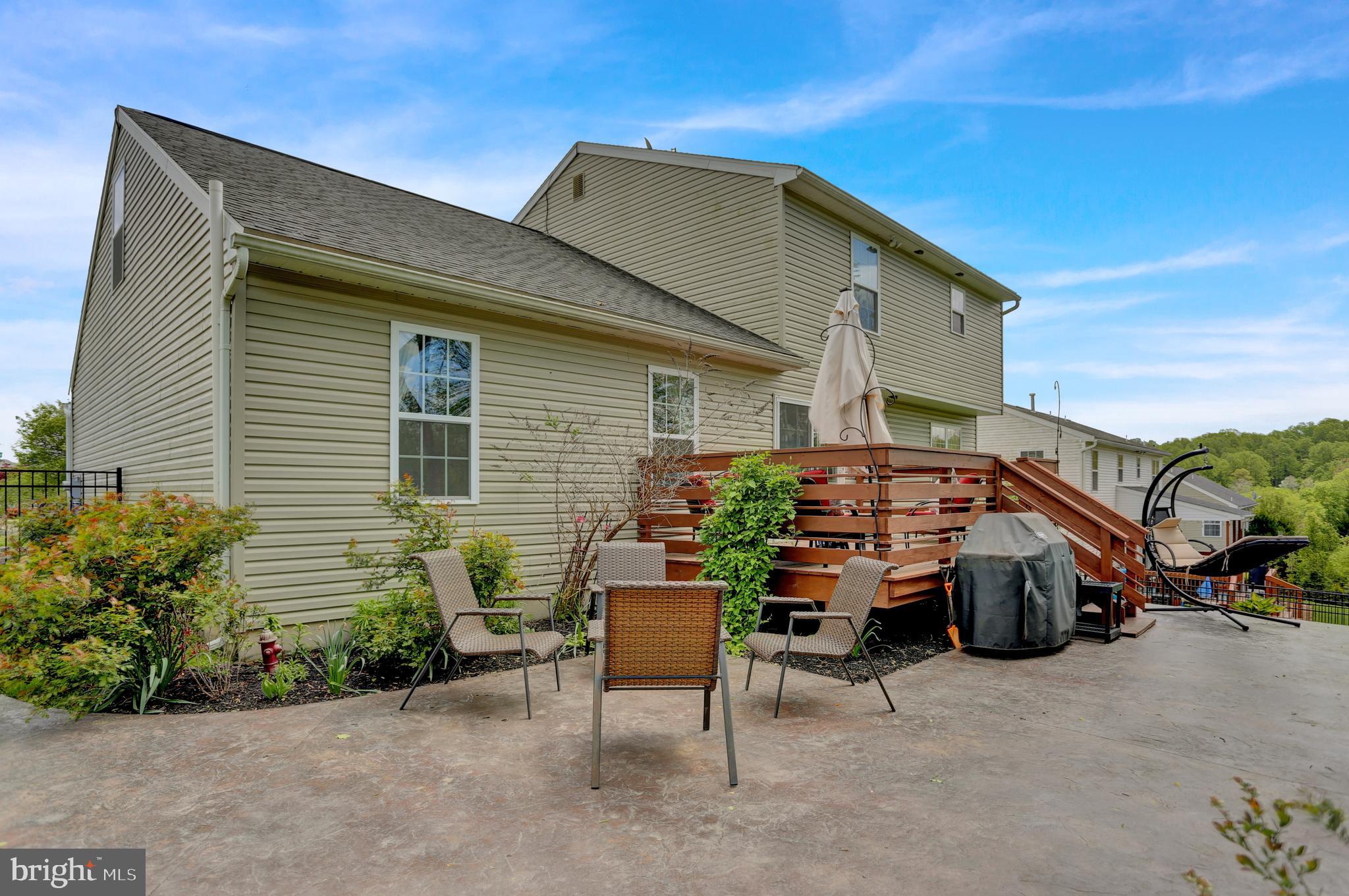 304 Longview Drive Reading, PA 19608 - Photo 36 of 38