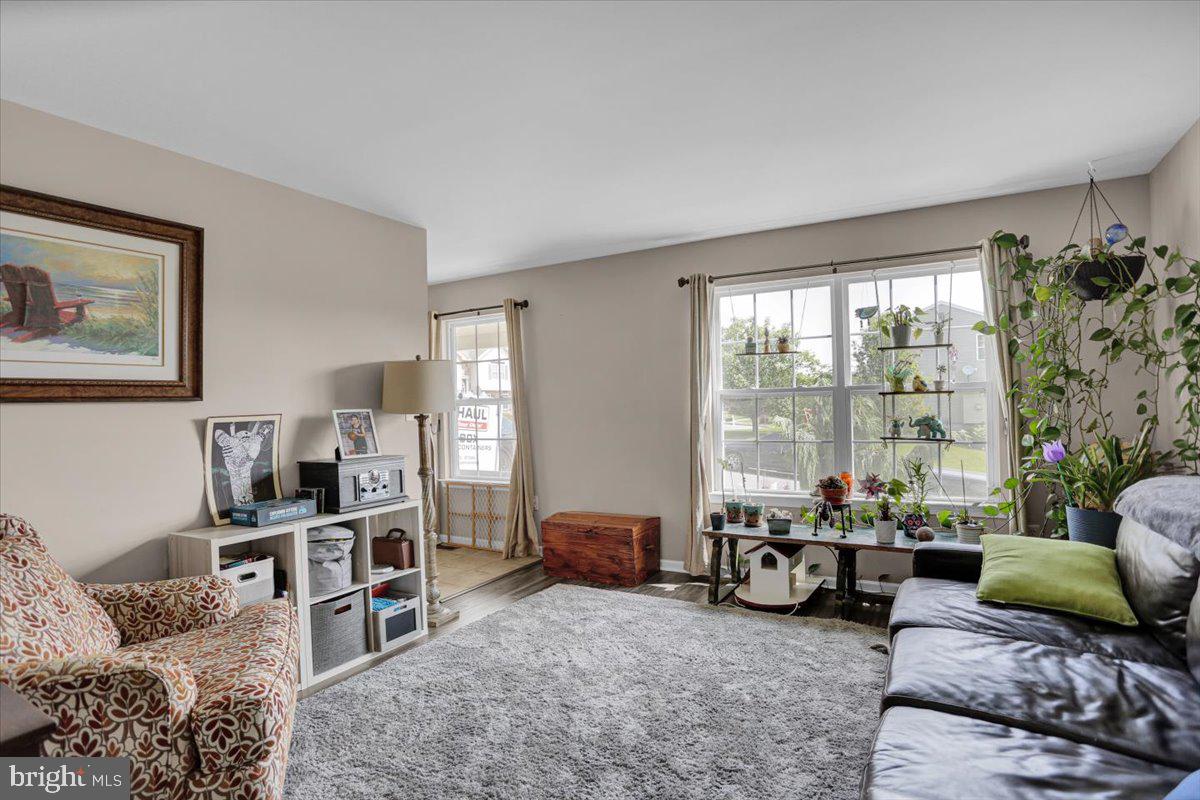 304 Longview Drive Reading, PA 19608 - Photo 7 of 38