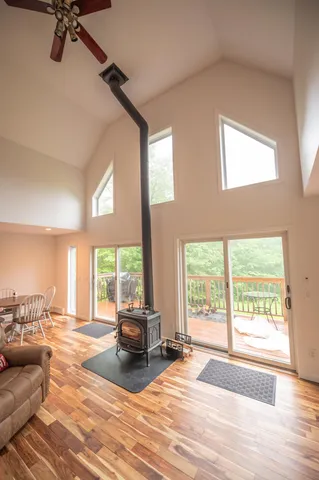 $499,000 | 28 Lightning Ledge Way, Wilmington, VT 05363
