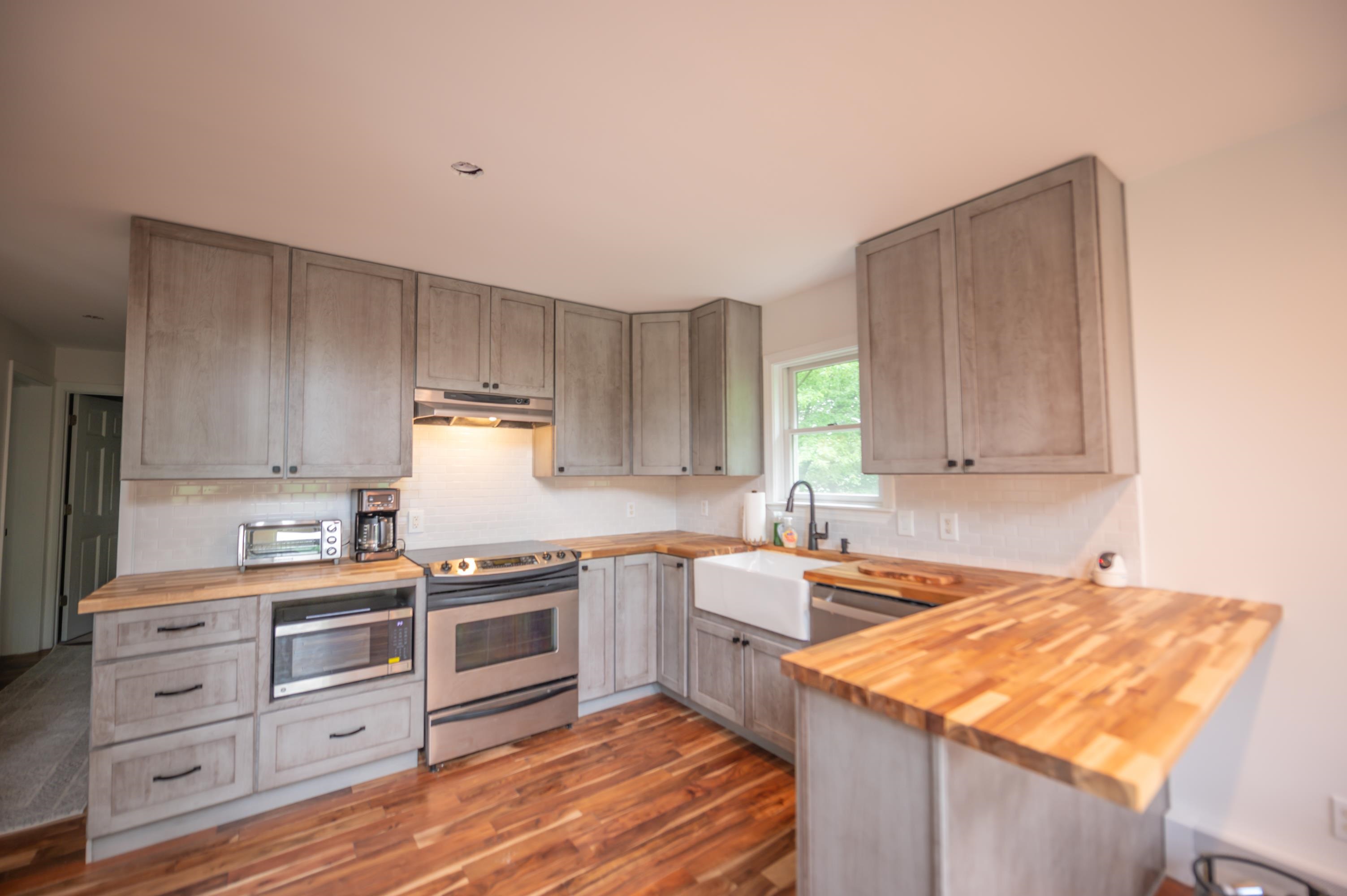 28 Lightning Ledge Way Wilmington, VT 05363 - Photo 4 of 23