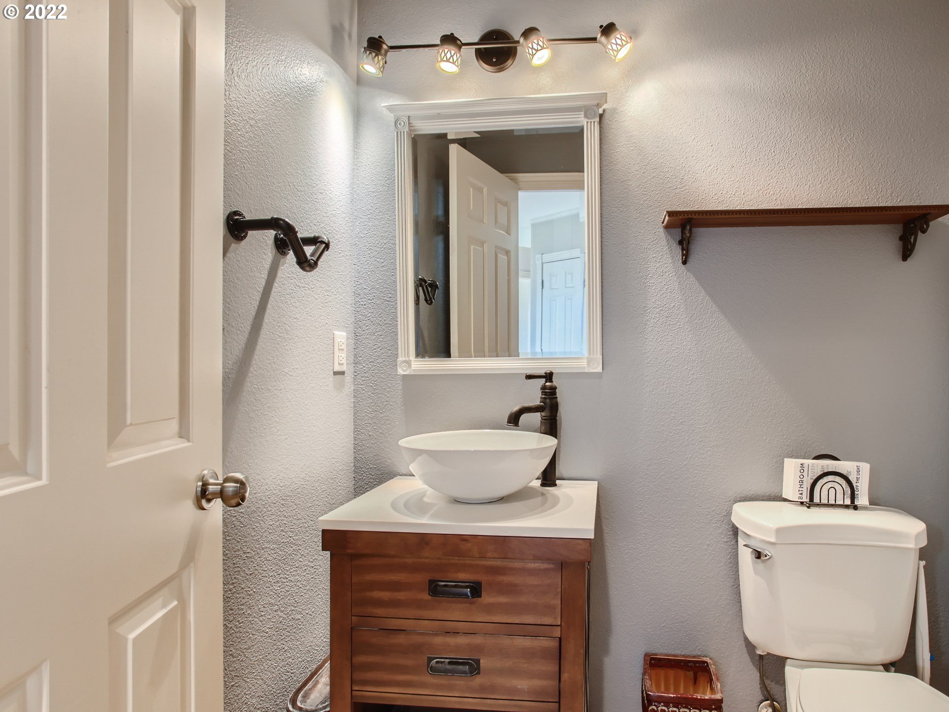 3938 Northwest Oregon Street Camas, WA 98607 - Photo 15 of 32 Gallery Image 15