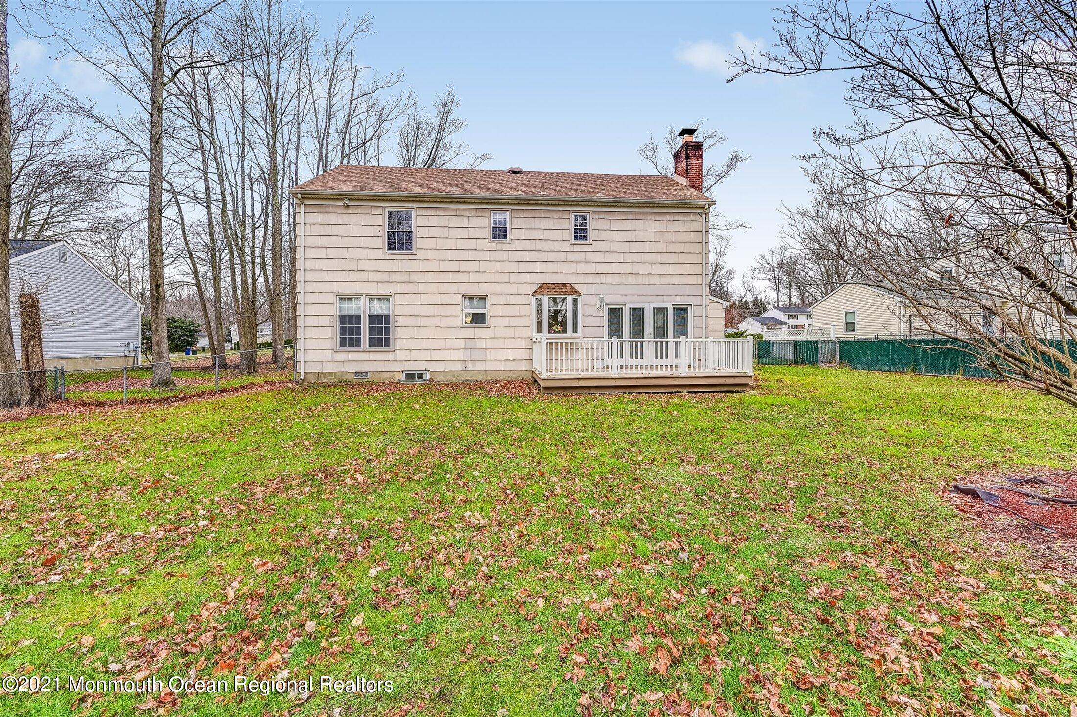 642 Tennent Road Manalapan, NJ 07726 - Photo 31 of 34 32-18179484