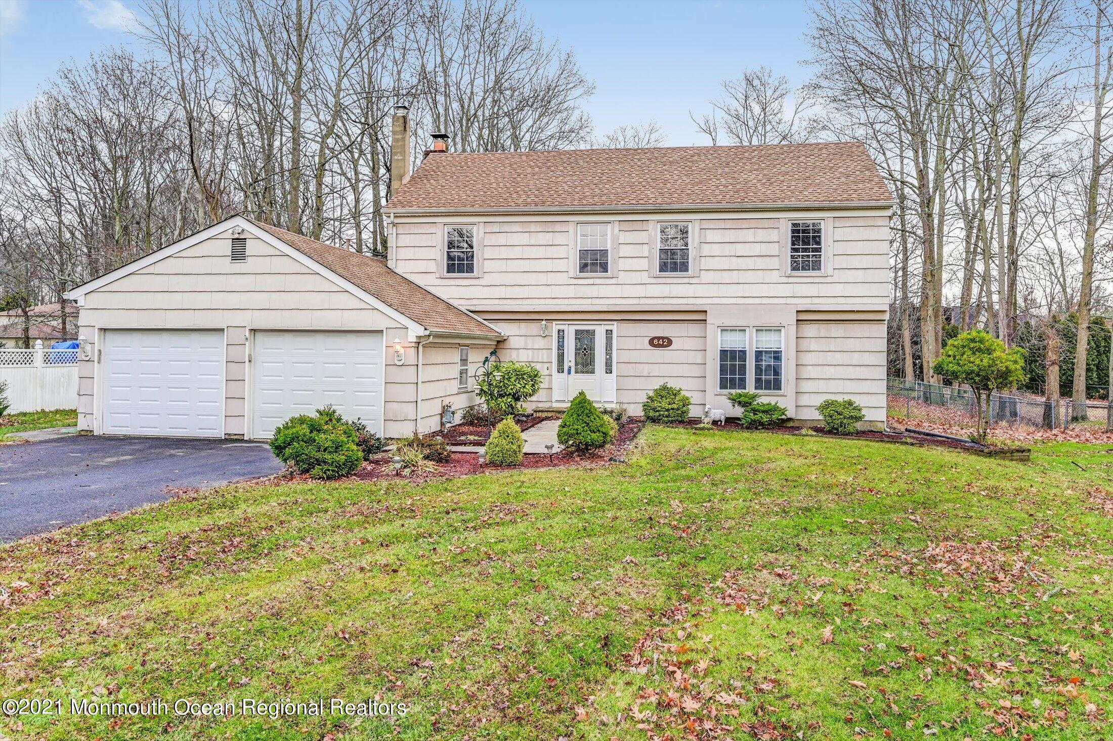 642 Tennent Road Manalapan, NJ 07726 - Photo 34 of 34 01-18179487