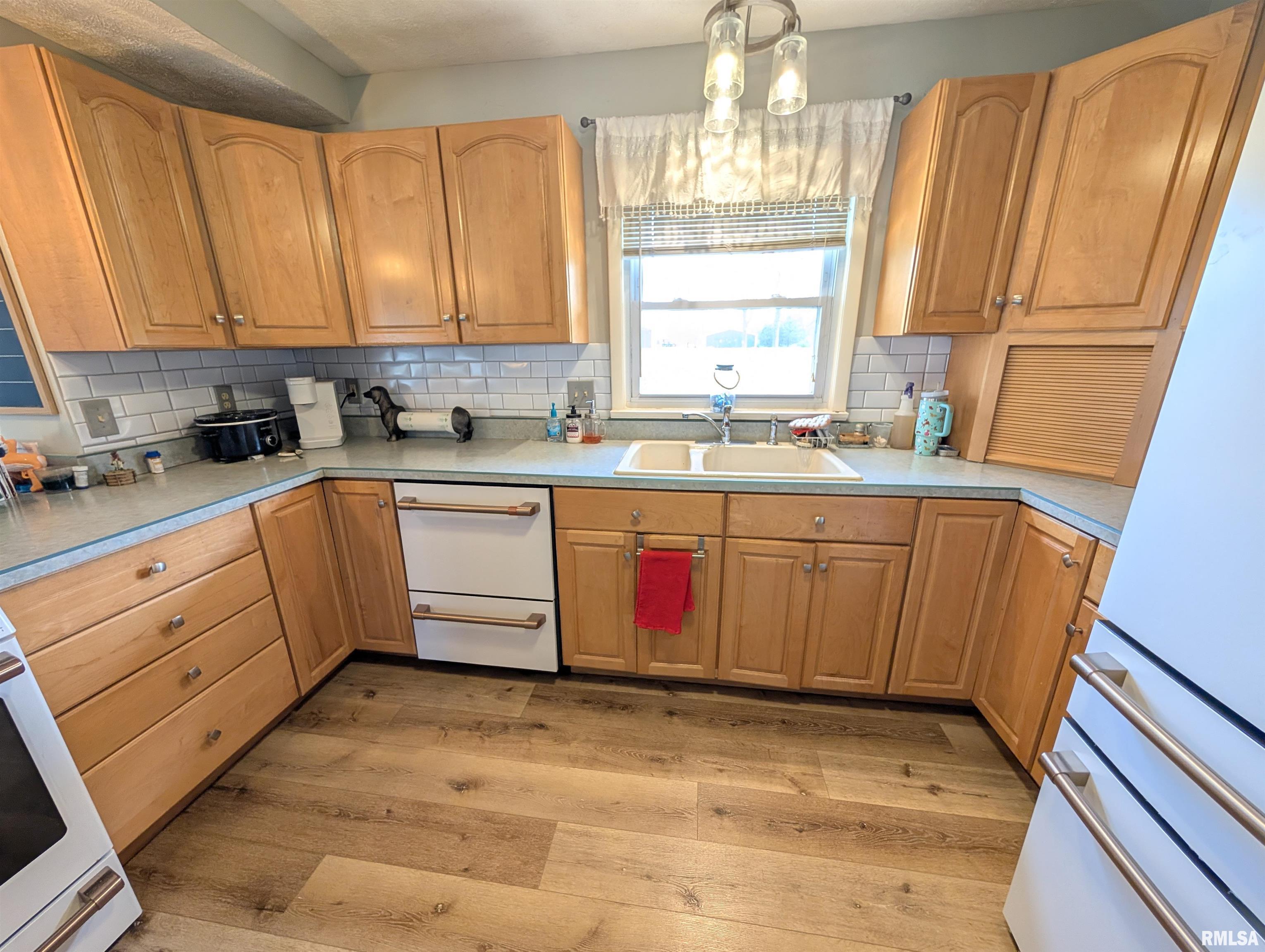 12322 Trinidad Terrace Marion, IL 62959 - Photo 11 of 43
