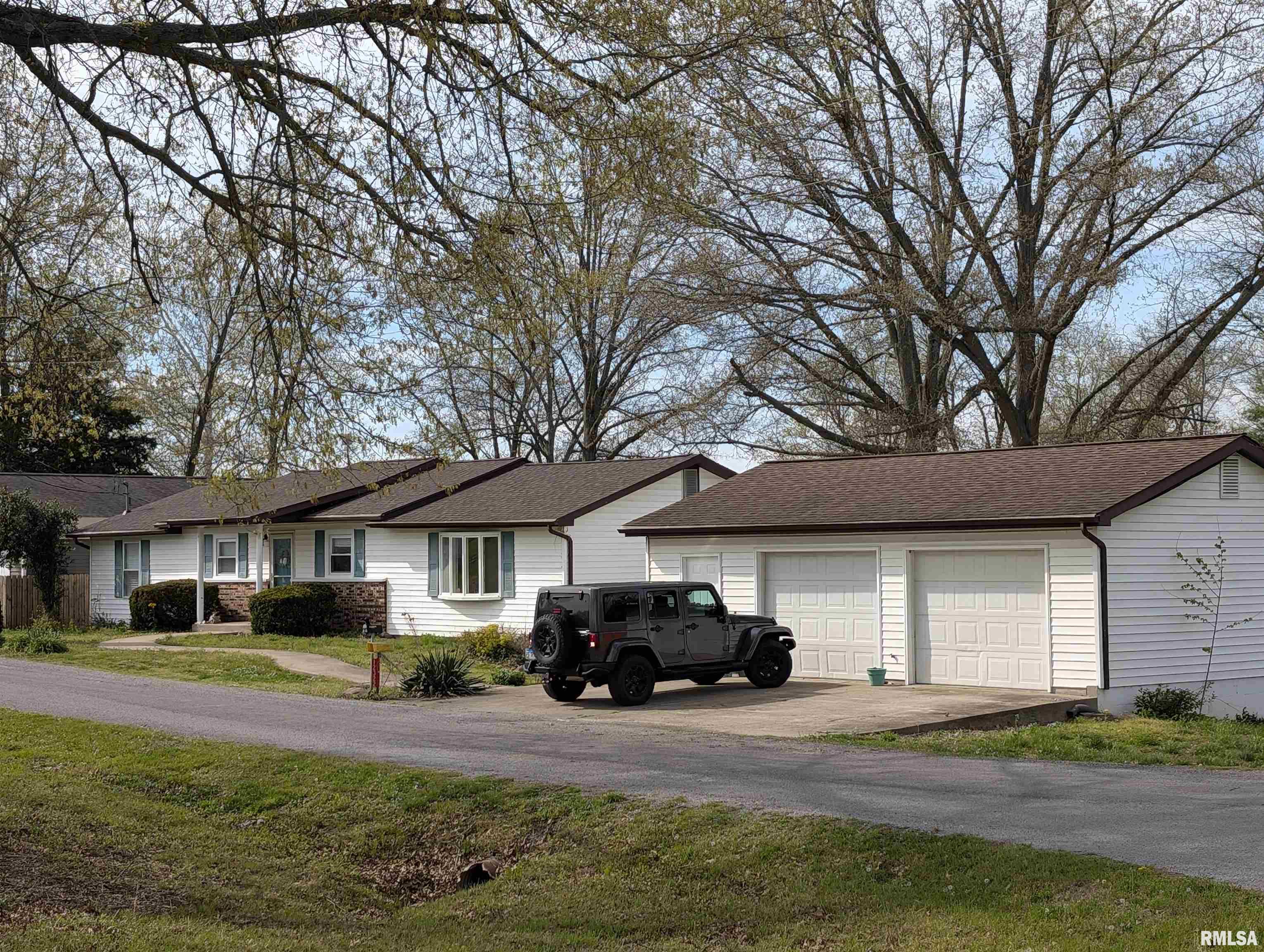 12322 Trinidad Terrace Marion, IL 62959 - Photo 3 of 43