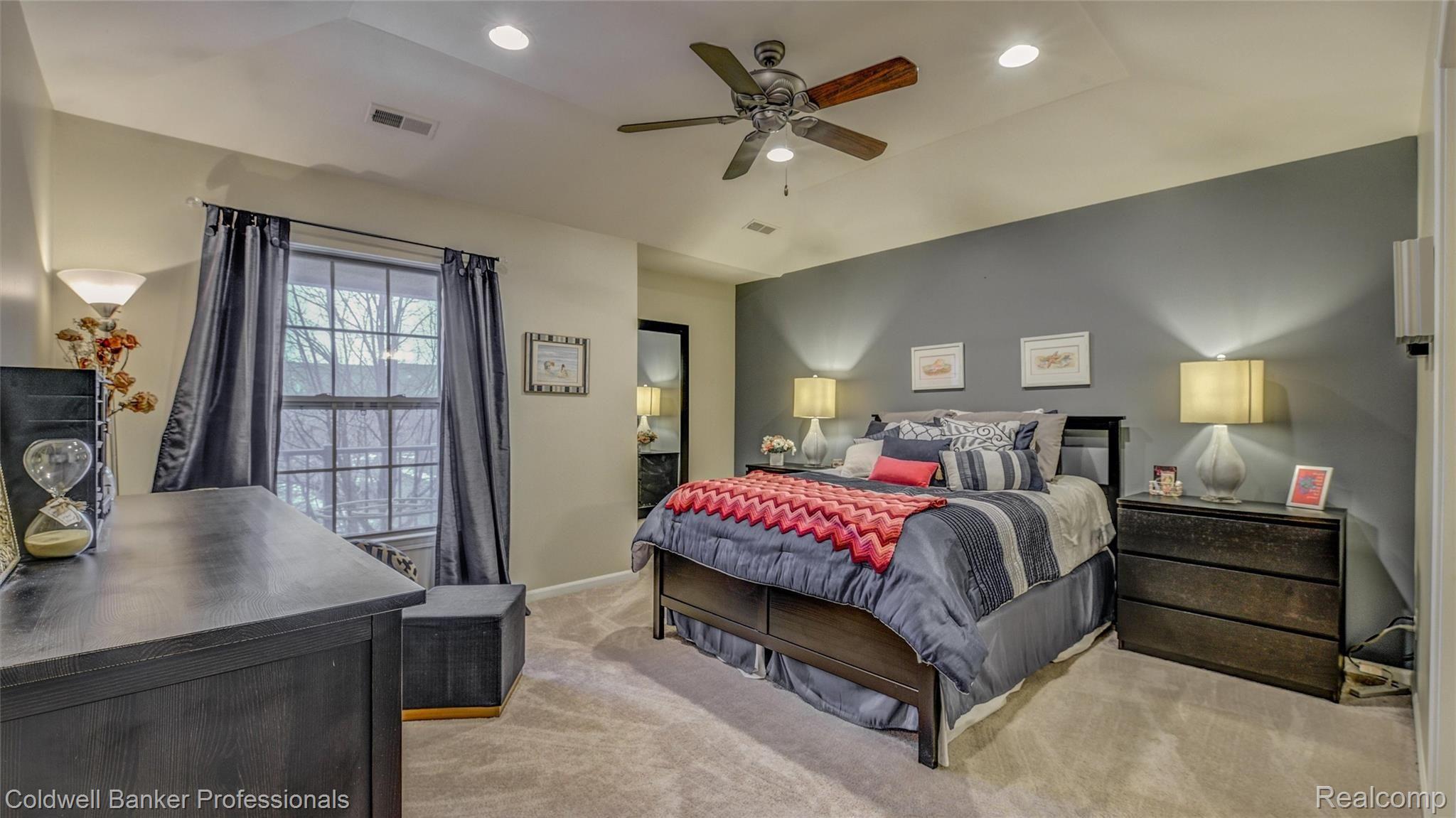 11782 Farmington Road, Unit 86 Livonia, MI 48150 - Photo 12 of 27 17-11782 Farmington Road-17.jpg